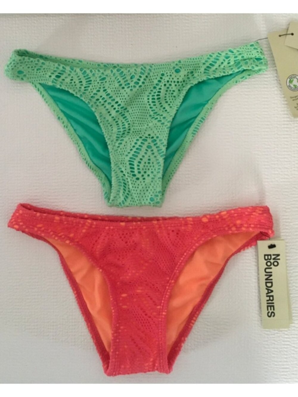 No Boundaries 2 Bikini Bottoms Size XXS 1 Coral  1 Green Eyelet Pattern New